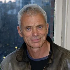 Jeremy Wade height profile photo