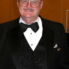 Jerry Pournelle height profile photo