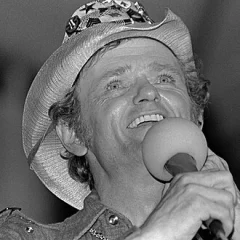 Jerry Reed height profile photo