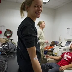 Jessamyn Duke height profile photo