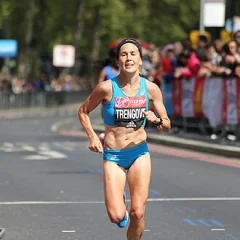 Jessica Stenson height profile photo