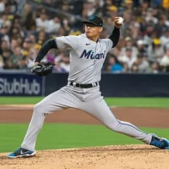 Jesús Luzardo height profile photo