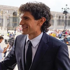 Jesús Vallejo height profile photo