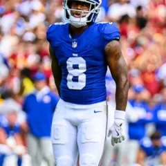 Jevon Holland height profile photo