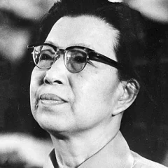 Jiang Qing height profile photo