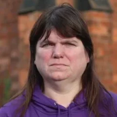 Jill Saward height profile photo