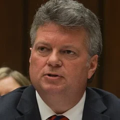 Jim Hood height profile photo