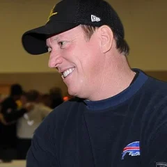 Jim Kelly height profile photo
