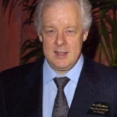 Jim Sheridan height profile photo