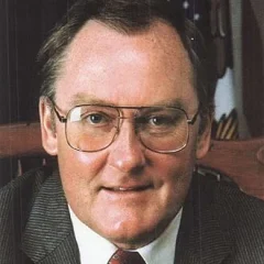 Jim Thompson (Illinois politician) height profile photo