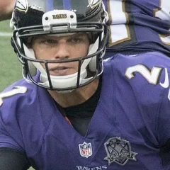 Jimmy Clausen height profile photo