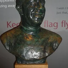 Jimmy Murphy (footballer) height profile photo