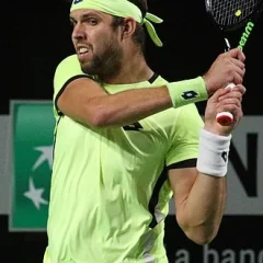 Jiří Veselý height profile photo