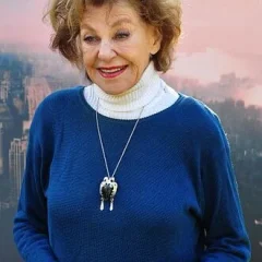 Joan Copeland height profile photo