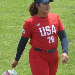 Jocelyn Alo height profile photo