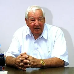 Joe Sutter height profile photo