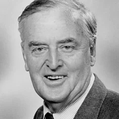 Joh Bjelke-Petersen height profile photo