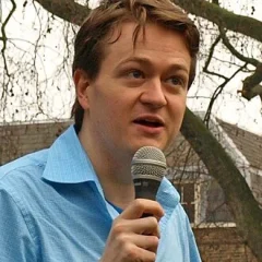 Johann Hari height profile photo