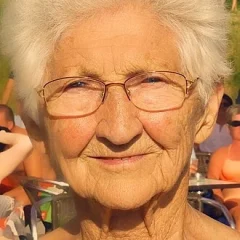 Johanna Quaas height profile photo