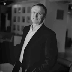 John Grisham height profile photo