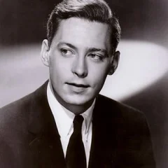 John Kerr (actor) height profile photo