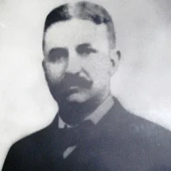 John L. Leal height profile photo