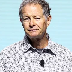 John Mackey (businessman) height profile photo