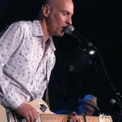 John Mann (musician) height profile photo