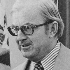 John McLaughlin (host) height profile photo
