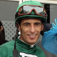 John R. Velazquez height profile photo