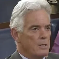 John Roberts (journalist) height profile photo