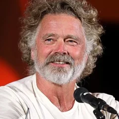 John Schneider (screen actor) height profile photo