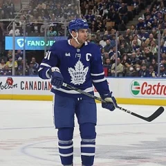 John Tavares height profile photo