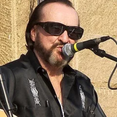 Johnny Bush height profile photo