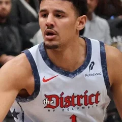 Johnny Davis (basketball, born 2002) height profile photo