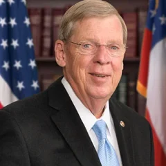 Johnny Isakson height profile photo
