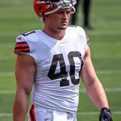 Johnny Stanton height profile photo