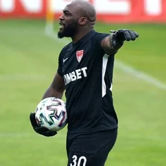 Johny Placide height profile photo