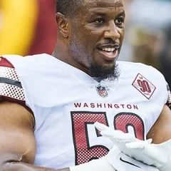 Jon Bostic height profile photo