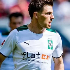 Jonas Hofmann height profile photo