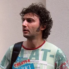 Jonas Kaufmann height profile photo