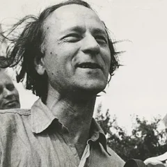 Jonas Mekas height profile photo