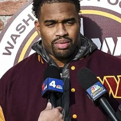 Jonathan Allen height profile photo