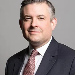 Jonathan Ashworth height profile photo
