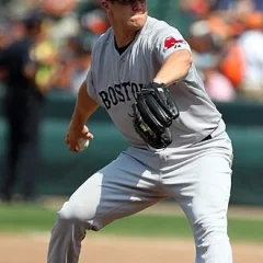 Jonathan Papelbon height profile photo