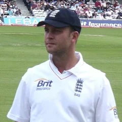 Jonathan Trott height profile photo