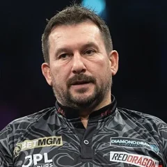 Jonny Clayton height profile photo