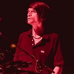 Jonny Greenwood height profile photo