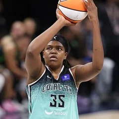 Jonquel Jones height profile photo
