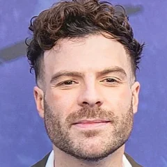 Jordan North height profile photo